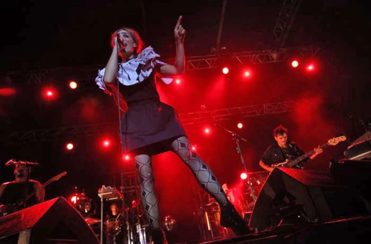 Dimanche 12 Juin 2011
Sakifo concert de THE DO