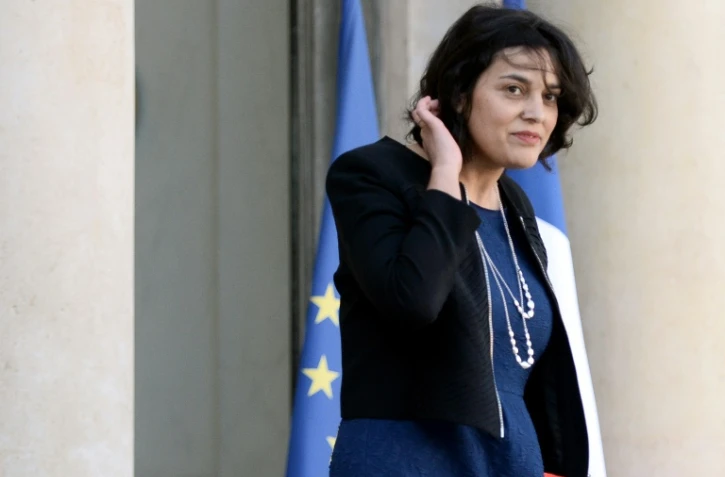 La ministre du Travail Myriam El Khomri Ă la sortie du Conseil des ministres le 2 mars 2016 Ă Paris