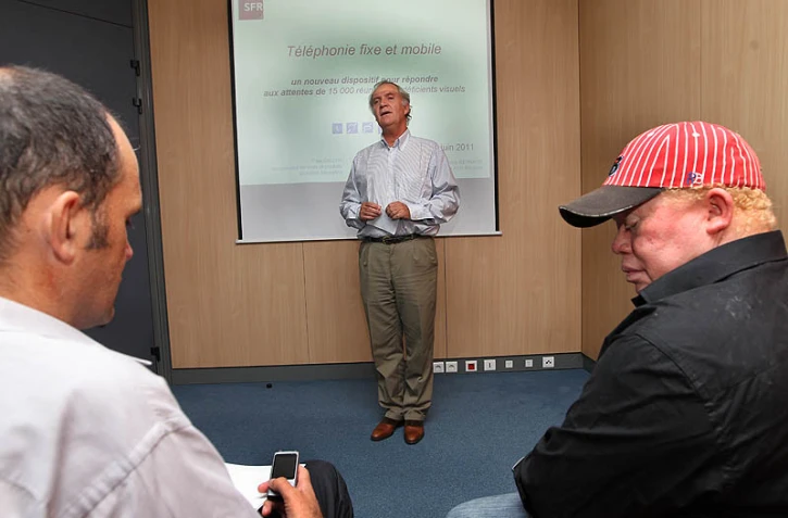 Vendredi 17 Juin 2011

Accès des déficients visuels à la téléphonie mobile