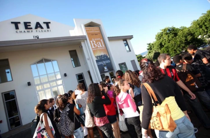 Mardi 21 Juin 2011
Slam et hip hop à Champ Fleuri