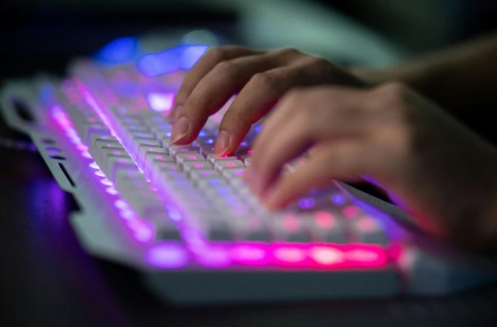 Enquêteurs et spécialistes continuent d'évaluer l'étendue de la cyberattaque qui a frappé des ministères américains et d'autres victimes dans le monde