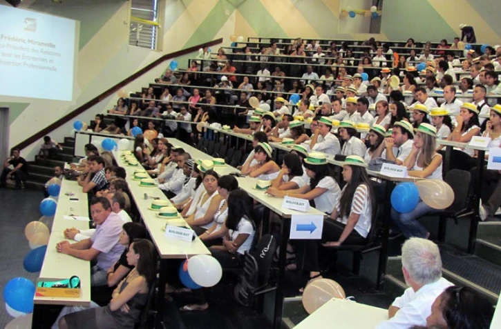 Remise de diplômes à l'université du Moufia (Photo D.R.)