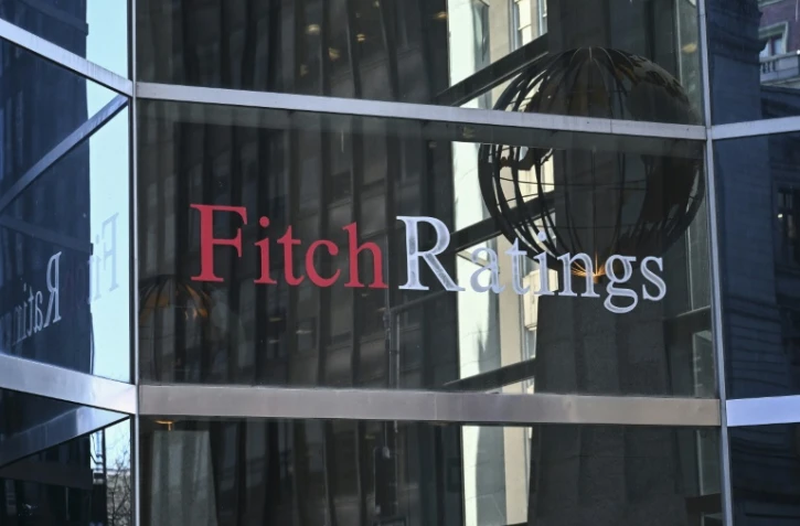 La note souveraine de la France menacée de passer en catégorie inférieure par Fitch qui ouvre le bal des revues d'automne des agences de notation