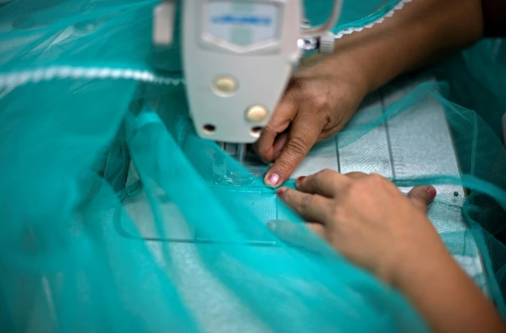 "Le travail, c'est pas juste l'argent, c'est quelque chose d'intime", selon une Syrienne immigrée en France, interrogée par l'AFP