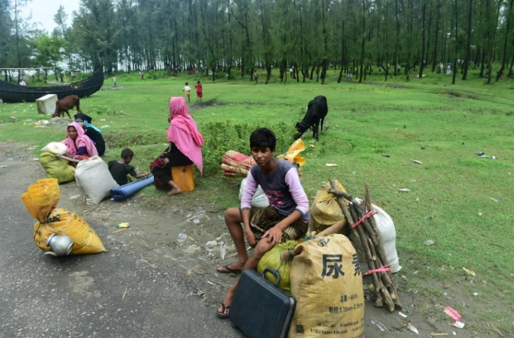 Des réfugiés rohingyas près de la ville de Teknaf, au Bangladesh, le 10 septembre 2017