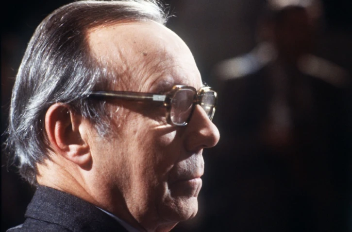 L'ancien Premier ministre Michel Debré lors de l'enregistrement de l'émission d'Antenne 2 "Question de temps", à Paris le 14 décembre 1978