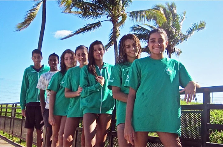 Les huit nageurs de l'Asec  qui vont participer aux championnats de France minimes de natation (Photo D.R.)