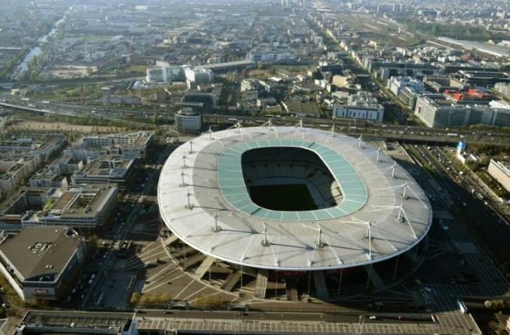 Vue aérienne du Stade de France, le 20 avril 2016 à Saint-Denis, qui accueillera la finale de la Ligue des Champions, le 28 mai 2022, déplacée de Saint-Petersbourg, en réaction au début de l'invasion de l'Ukraine par l'armée russe