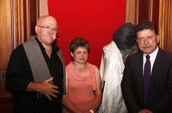 Mardi 12 juillet 2011 
Présentation de la lauréate réunionnaise des meilleurs ouvriers de France
Photo Michel Désiré