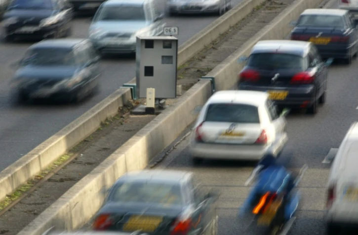 Radars le 09 janvier 2004 sur le boulevard périphérique parisien à hauteur de la porte de Brancion