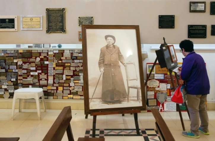 Une photo de José Gabriel Brochero, appelé aussi "le curé gaucho", dans le sanctuaire de Nuestra Senora del Transito à Cordoba en Argentine, le 20 septembre 2016