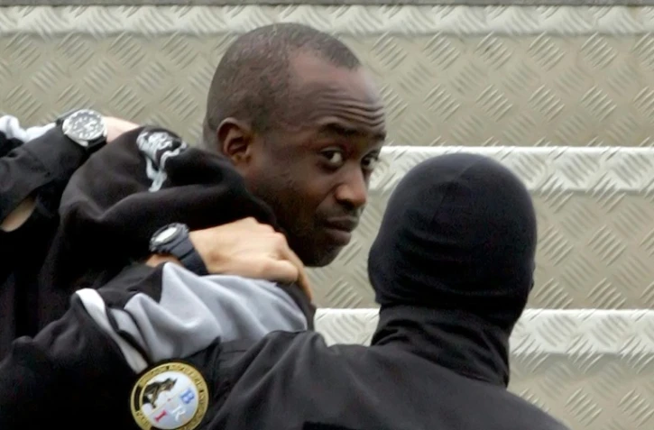 Youssouf Fofana le 4 mars 2006 à l'aéroport d'Abidjan 