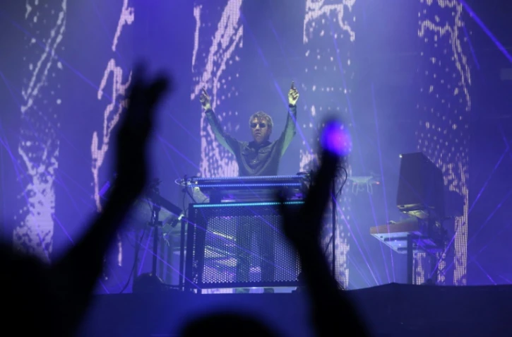 Le compositeur français Jean-Michel Jarre lors de son concert pour la sauvegarde de la mer Morte, le 6 avril 2017 au pied de la forteresse de Massada, en Israël