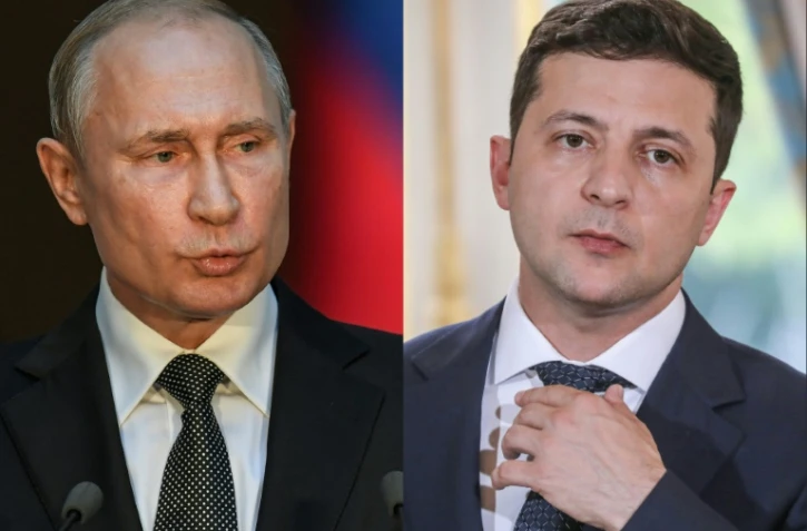 Combinaison de photos du président russe Vladimir Poutine et du président ukrainien Volodymyr Zelensky