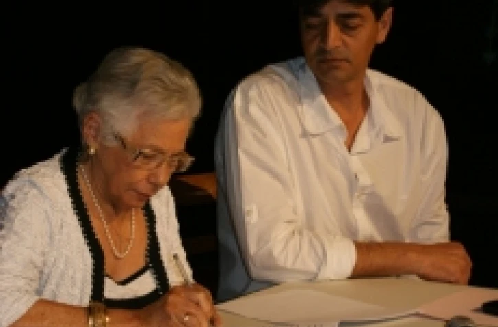 Mardi 9 août 2011 - Signature de la charte contre les violences intrafamiliales à l'Entre-Deux