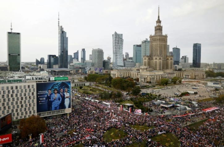 Manifestation monstre Ă Varsovie Ă l'appel de l'opposition, le 1er octobre 2023