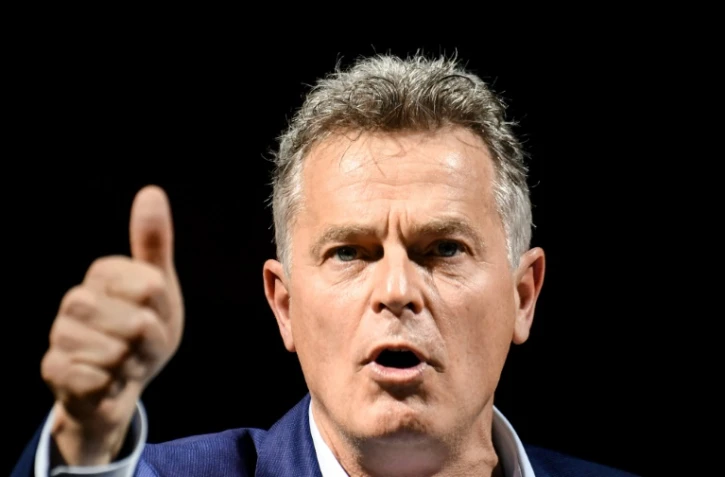 Le candidat du PCF à la présidentielle Fabien Roussel en meeting le 16 février 2022 à Montreuil
