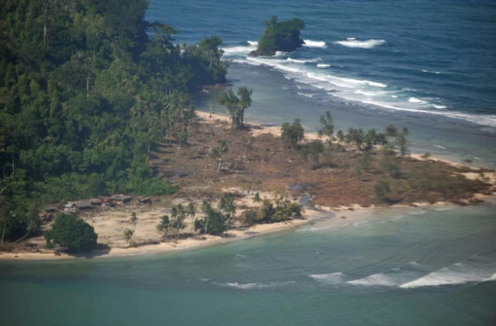 Un séisme de magnitude 7,8 touche l'Indonésie, alerte au tsunami