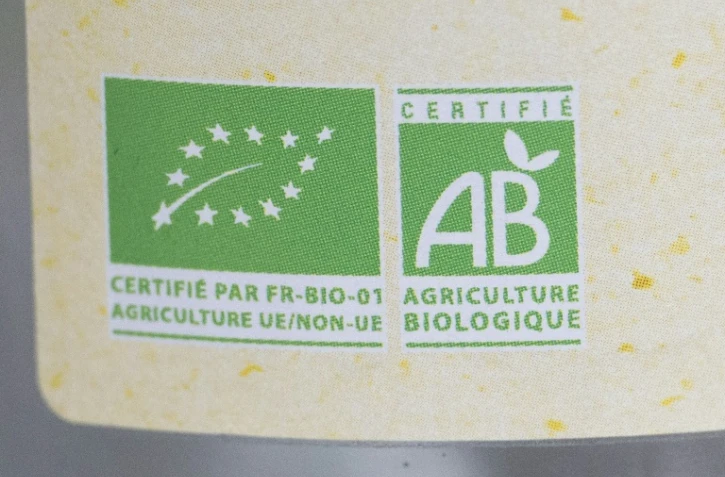 Le nombre de producteurs engagés en agriculture biologique a baissé pour la première fois en 2025, selon les premières estimations de l'Agence Bio, quand la consommation a nettement rebondi