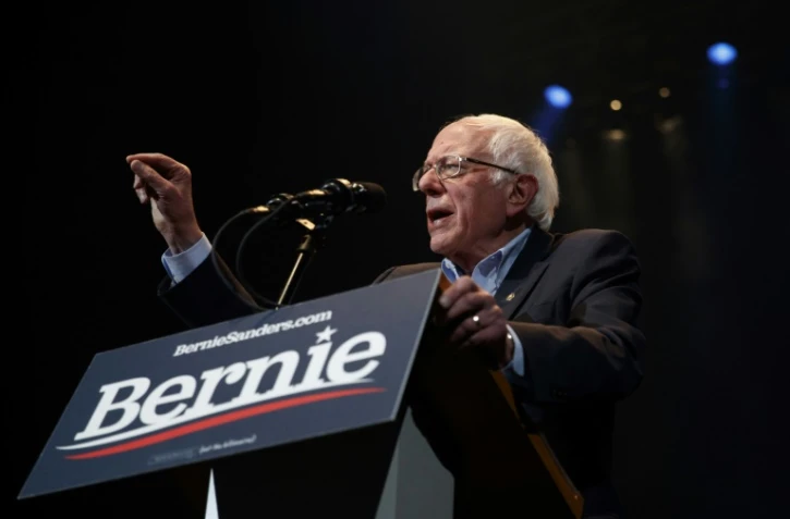 Le candidat à la primaire démocrate Bernie Sanders lors d'un meeting de campagne, le 1er février 2020 à Cedar Rapids, dans l'Iowa