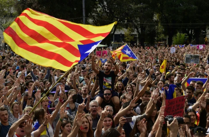 Manifestation pro-indépendance à Barcelone le 2 octobre 2017 au lendemain du référendum émaillé de violences