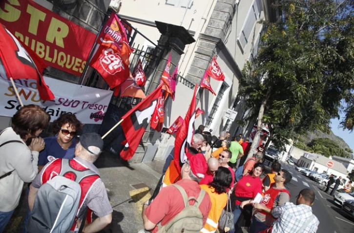 Jeudi 1er septembre 2011 - Mobilisation de l'intersyndicale des finances publiques (Photo Michel Désiré)