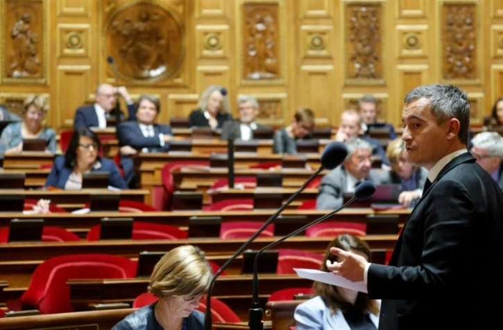 Le ministre de l'Intérieur Gérald Darmanin devant les sénateurs lors du débat sur le projet de loi immigration, le 7 novembre 2023 à Paris