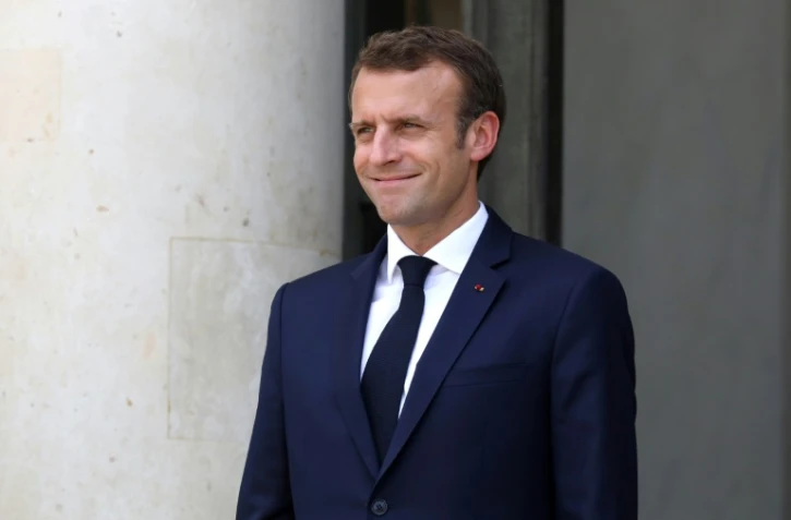 Le président français Emmanuel Macron sur le perron de l'Elysée le 6 juin 2018