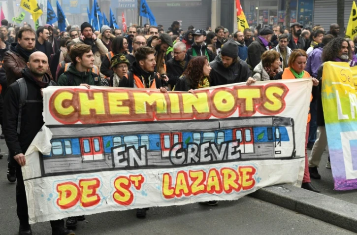 Des cheminots de Saint-Lazare manifestent Ă  Paris, mardi 3 avril 2018