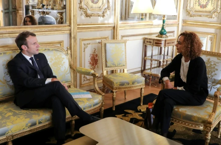 Emmanuel Macron et Leila Slimani, sa "représentante personnelle pour la Francophonie", le 6 novembre 2017 à Paris