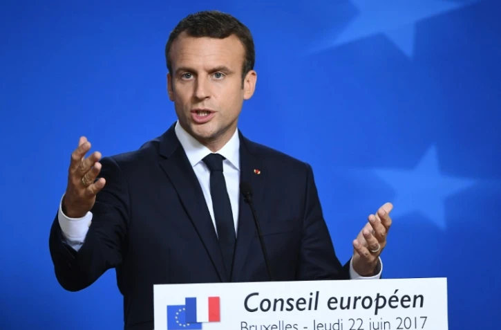 Emmanuel Macron lors d'une conférence de presse à Bruxelles, où il participe à son premier sommet européen, le 22 juin 2017