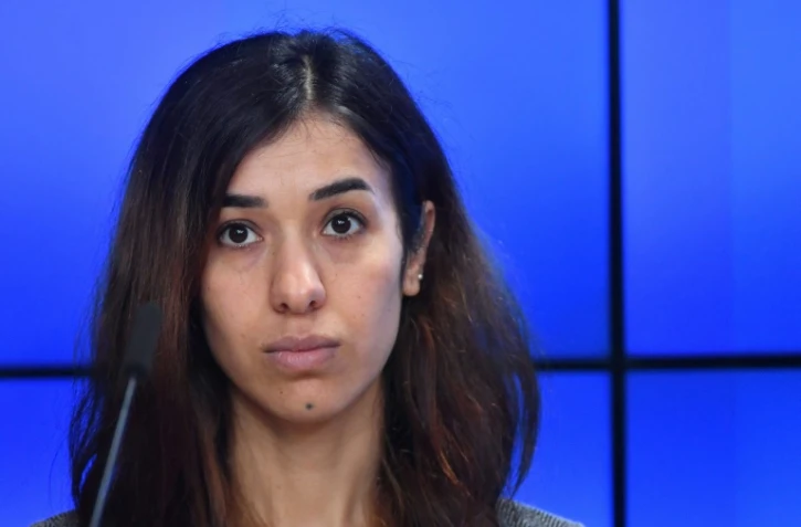 Nadia Murad, prix Nobel de la paix 2018, lors d'une conférence de presse au Conseil européen à Bruxelles, le 26 novembre 2018 