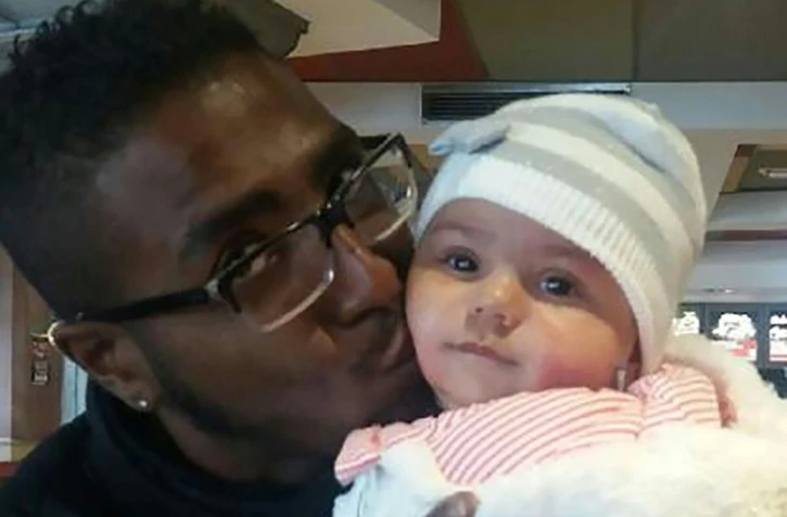 Photo fournie par la police du bébé de quatre mois enlevé mardi à Grenoble par son père, selon la police qui a déclenché une alerte enlèvement pour le retrouver