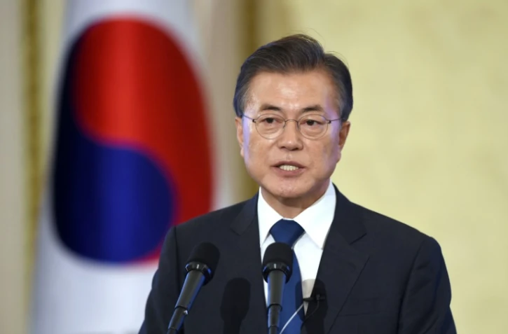 Le président sud-coréen Moon Jae-In donne une conférence de presse à Séoul, le 17 août 2017