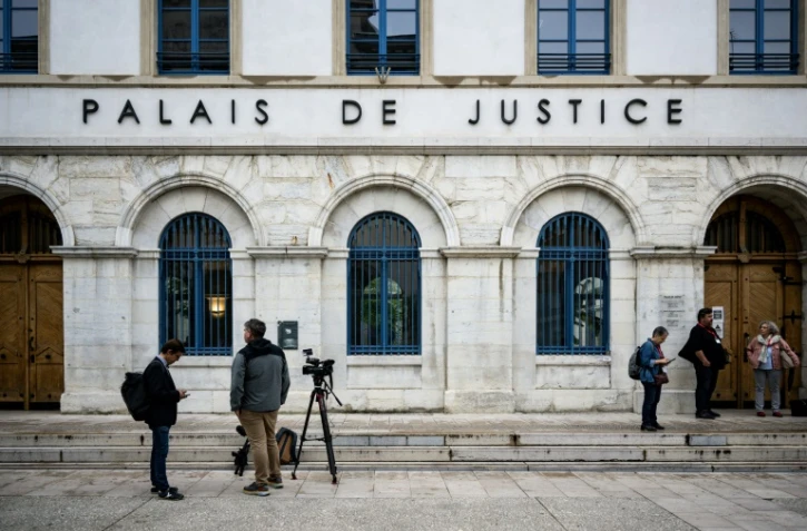 Devant le palais de justice de Valence (Drôme), le 13 juin 2023