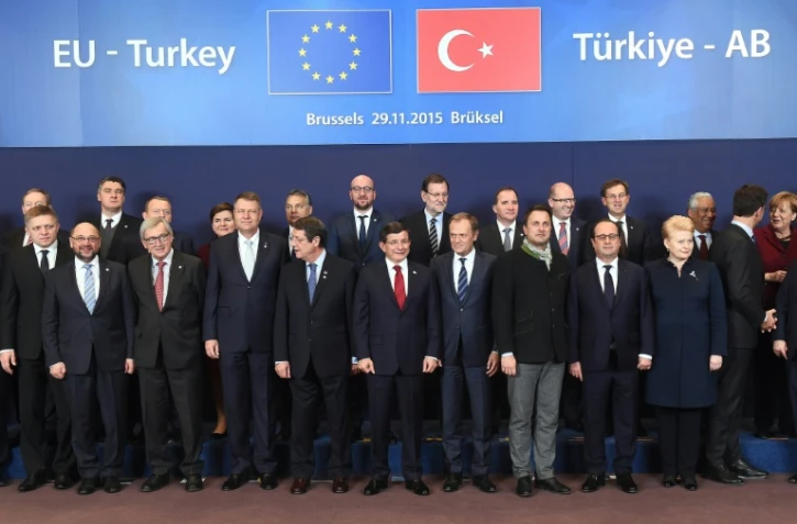 Les participants au sommet UE-Turquie, le 29 novembre 2015 à Bruxelles