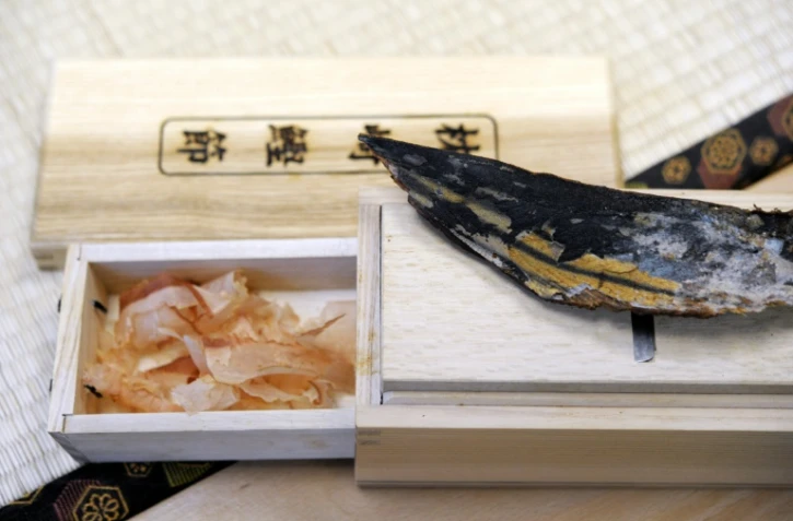 Une usine de bonite séchée ou katsuobushi à Concarneau, dans l'ouest de la France, le 21 octobre 2016