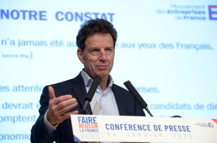 Le président du Medef Geoffroy Roux de Bezieux le 24 janvier 2022 à Paris 