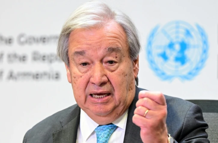 Le chef de l'ONU António Guterres lors d'une conférence de presse à Erevan, avant l'ouverture de la COP17 sur la biodiversité en Arménie le 15 ocobre 2026