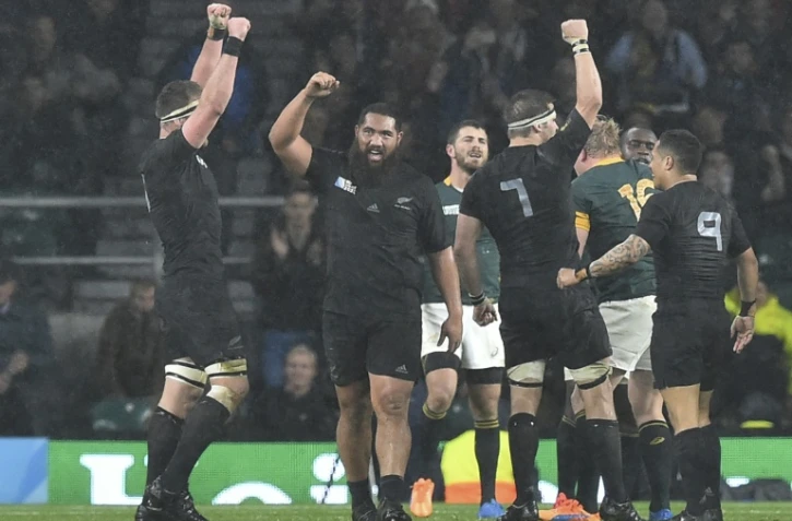 Le joie des Néo-Zélandais vainqueurs des Sud-Africains et qualifiés pour la finale du Mondial, le 24 octobre 2015 à Twickenham 