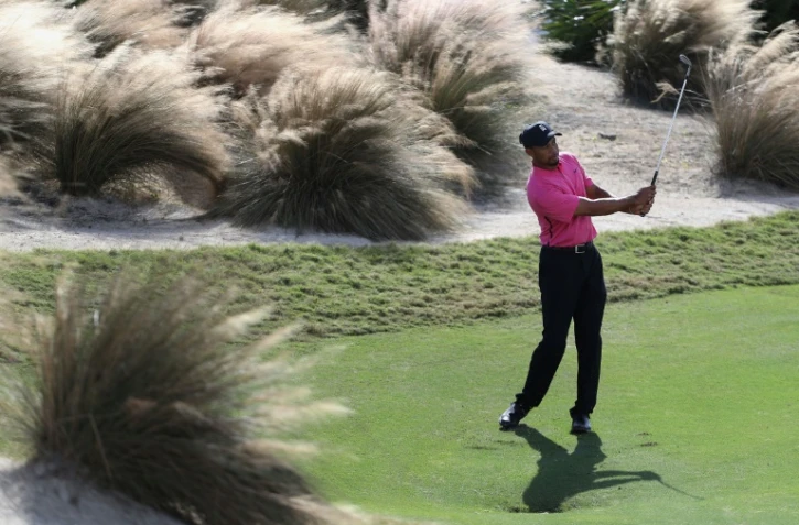 Tiger Woods lors d'un entraînement sur le parcours du  Hero World Challenge aux Bahamas, le 29 novembre 2016 à Nassau