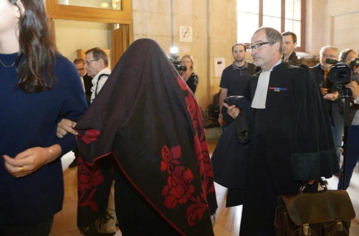 Fatima Tahrour à son arrivée le 21 septembre 2015 au palais de justice de Paris 