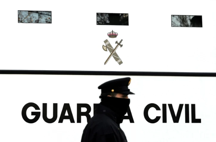 La Guardia civil recherche plus de cent clients qui sont partis en courant sans payer l'addition dans un restaurant du nord de l'Espagne