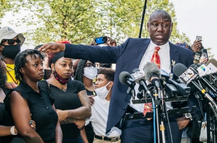 L'avocat Ben Crump lors d'une conférence de presse à Kenosha, après une bavure policière contre l'Afro-Américain Jacob Blake, le 25 août 2020 dans le Wisconsin