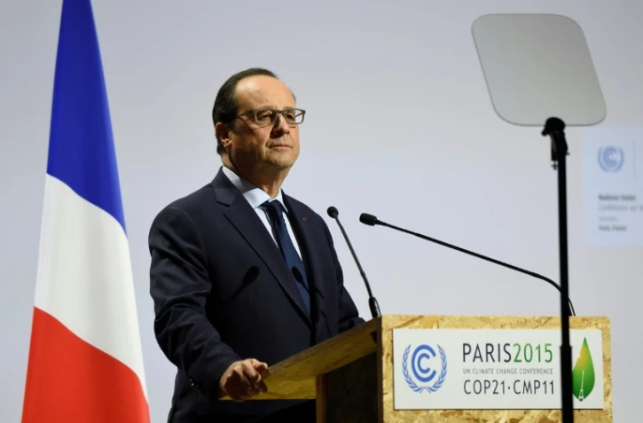 Le président François Hollande lors d'un discours devant la séance plénière de la COP21 au Bourget, le 30 novembre 2015