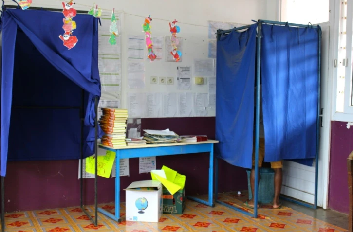 Bureau de vote à Mayotte le 18 mars 2018 lors du premier tour de l'élection législative partielle