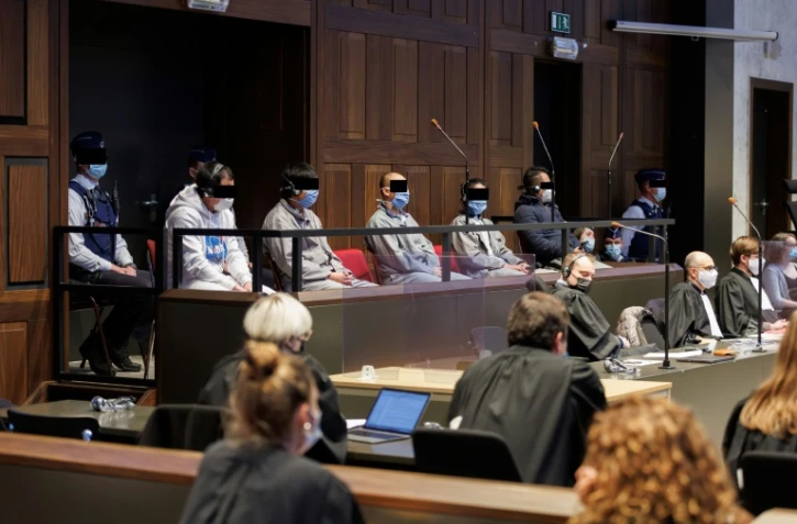 L'ouverture du procès de 23 personnes impliquées dans un réseau de trafic d'êtres humains, le 15 décembre 2021 à Bruges