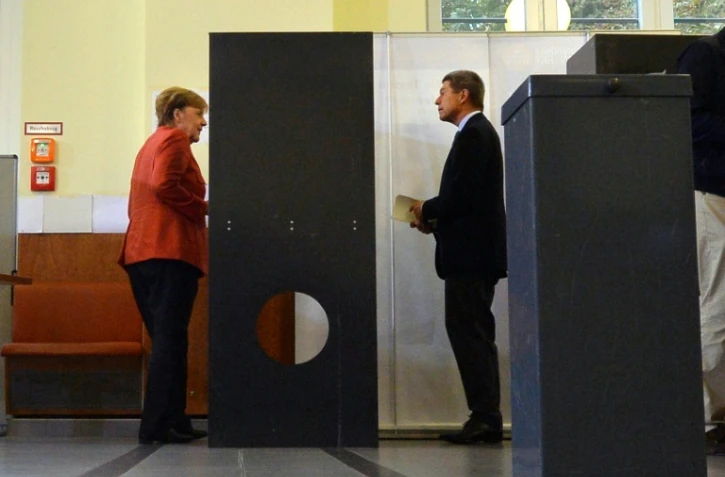 Angela Merkel, en lice pour un quatrième mandat à la chancellerie, a voté dimanche en début d'après midi, le 24 septembre 2017 à Berlin.