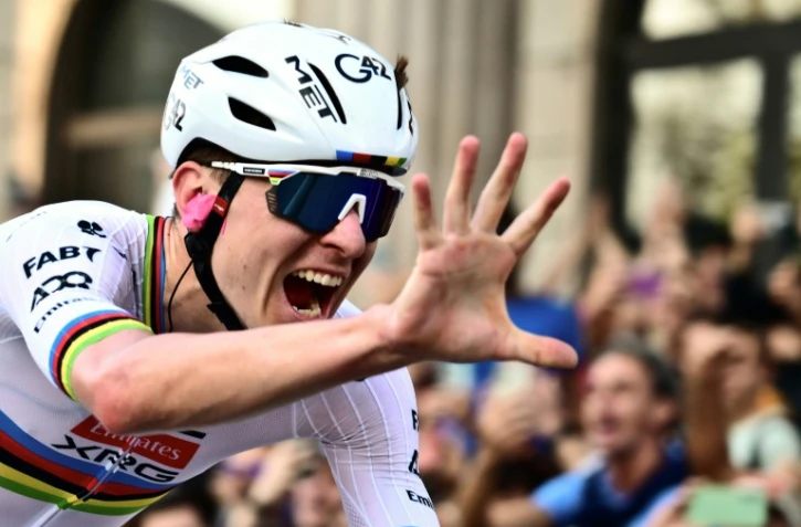 Tadej Pogacar vainqueur pour la 5e fois d'affilée du Tour de Lombardie, le 11 octobre 2025 à Bergame