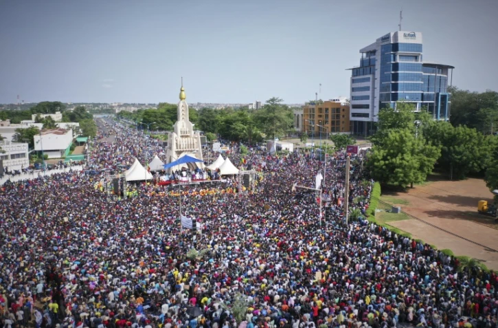 Des manifestants rassemblés le 19 juin 2020 à Bamako pour réclamer le départ du pouvoir du président malien Ibrahim Boubacar Keïta